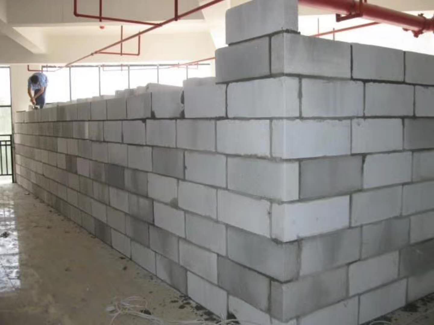 湖州蒸压加气混凝土砌块承重墙静力和抗震性能的研究